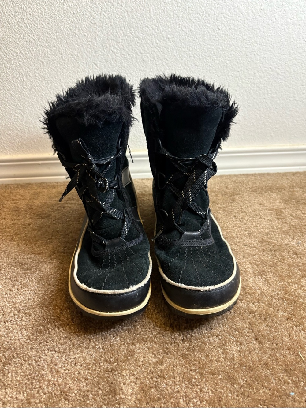 Sorel Black Faux-Fur Lace-Up Winter Boots
